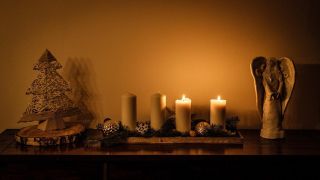 Na adventním svícnu dnes září už dvě svíčky. ✨ Přejeme vám klidnou adventní neděli plnou radosti, pohody a společných...