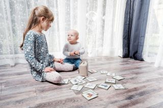 „Hračka od narození“ Zaměřeno na bezpečnost a využití pro nejmenší děti. Hledáte hračku, která zabaví i to nejmenší...